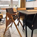Belisima I - Krautinsel I Chiemsee I Modern Mit Seeblick I 2 Balkone I 2 Schalfzimmer I Waschmaschine I Parkplatz I Naehe Baecker