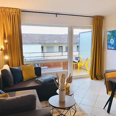 Belisima I - Krautinsel I Chiemsee I Modern Mit Seeblick I 2 Balkone I 2 Schalfzimmer I Waschmaschine I Parkplatz I Naehe Baecker