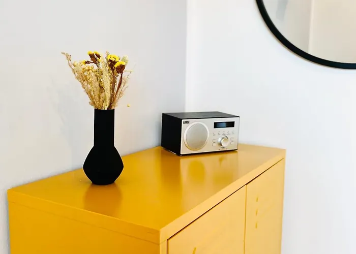 Appartement Belisima I - Krautinsel I Chiemsee I Modern Mit Seeblick I 2 Balkone I 2 Schalfzimmer I Waschmaschine I Parkplatz I Naehe Baecker Rimsting