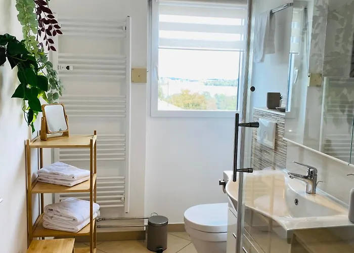 Belisima I - Krautinsel I Chiemsee I Modern Mit Seeblick I 2 Balkone I 2 Schalfzimmer I Waschmaschine I Parkplatz I Naehe Baecker Appartement *